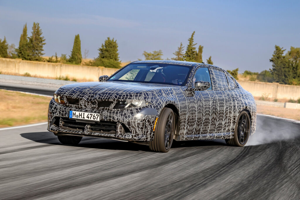 Новая BMW 3 серии 2026: дрифт-режим, дизайн i3 и ввоз с НДС