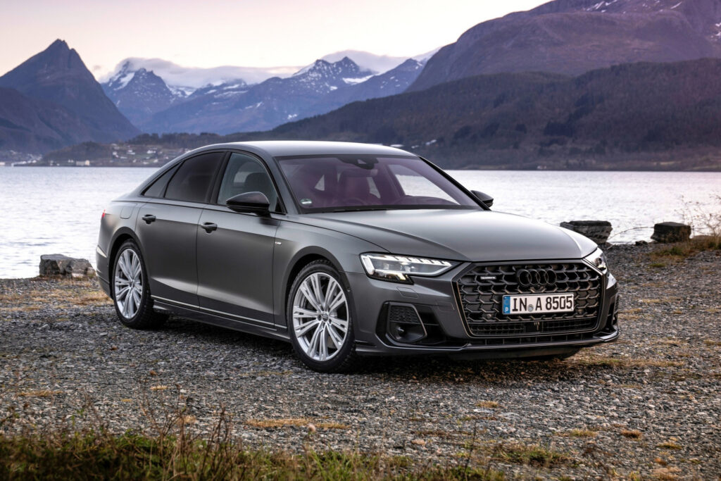 Новый Audi A8 2030: платформа с Porsche Panamera и ввоз в Россию