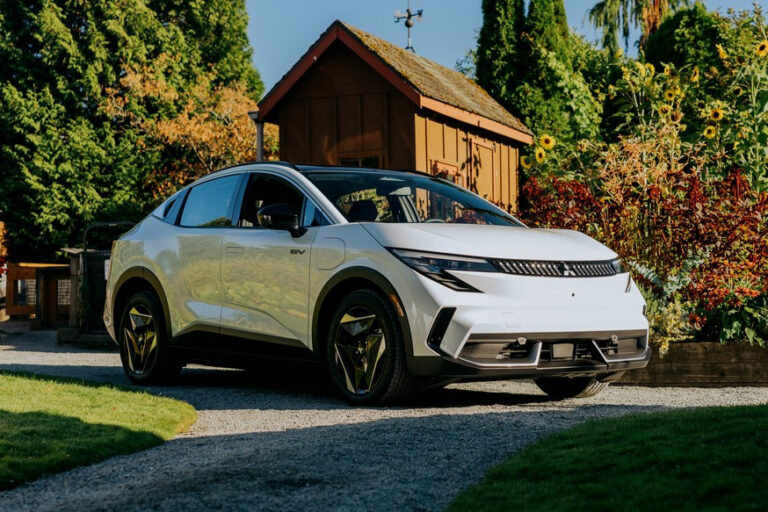 Mitsubishi Eclipse Sportback EV: цена под ключ и почему дороже Nissan Leaf